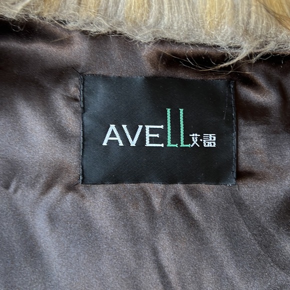 Woman Faux Fur Vest, size small, brown color - Picture 4 of 5